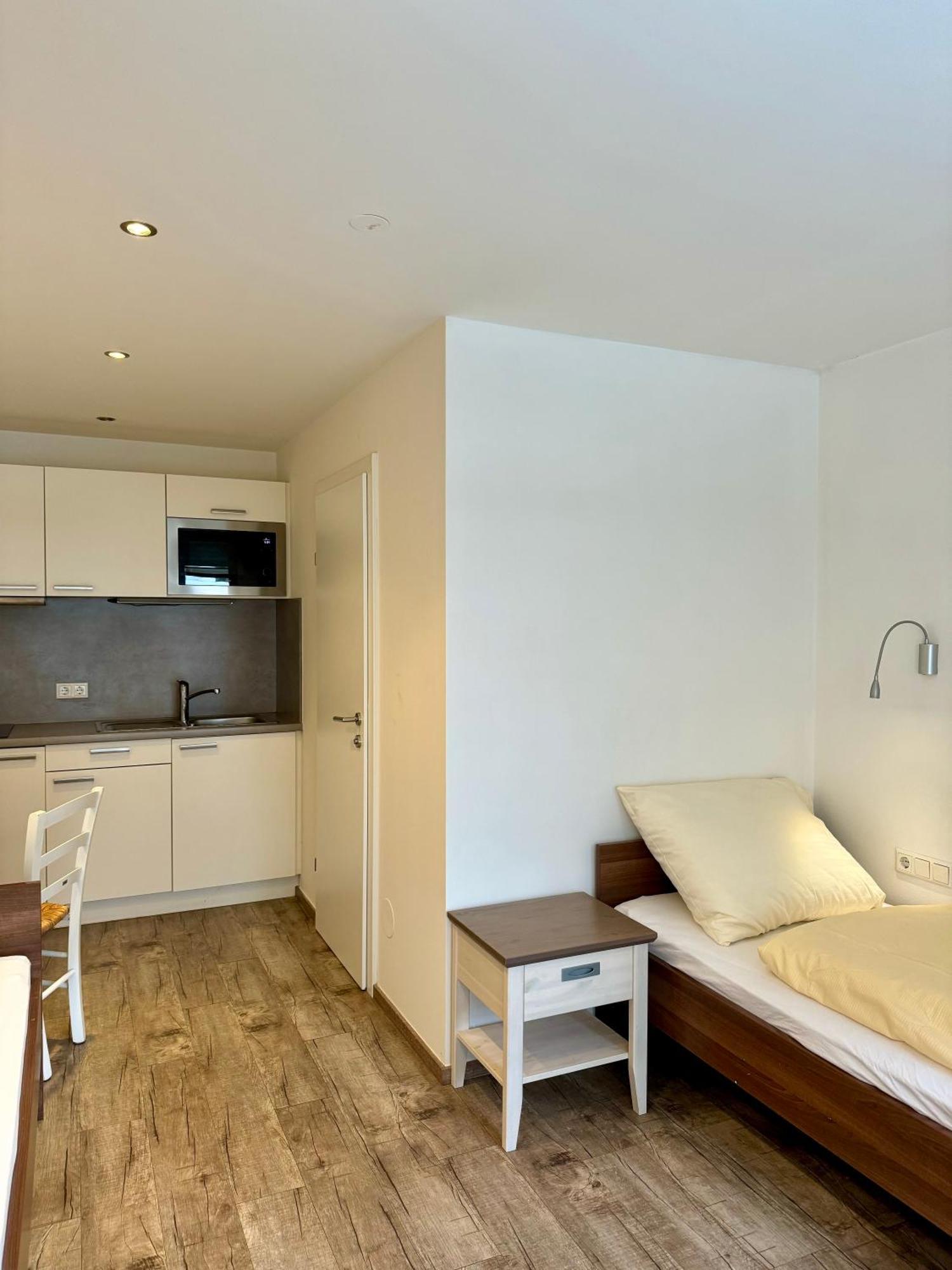 Skill Mountain Lodge - Ski Und Bike Hostel Im Sommer Mit Joker Card ซาลบาคฮินเทอร์เกลมม์ ภายนอก รูปภาพ