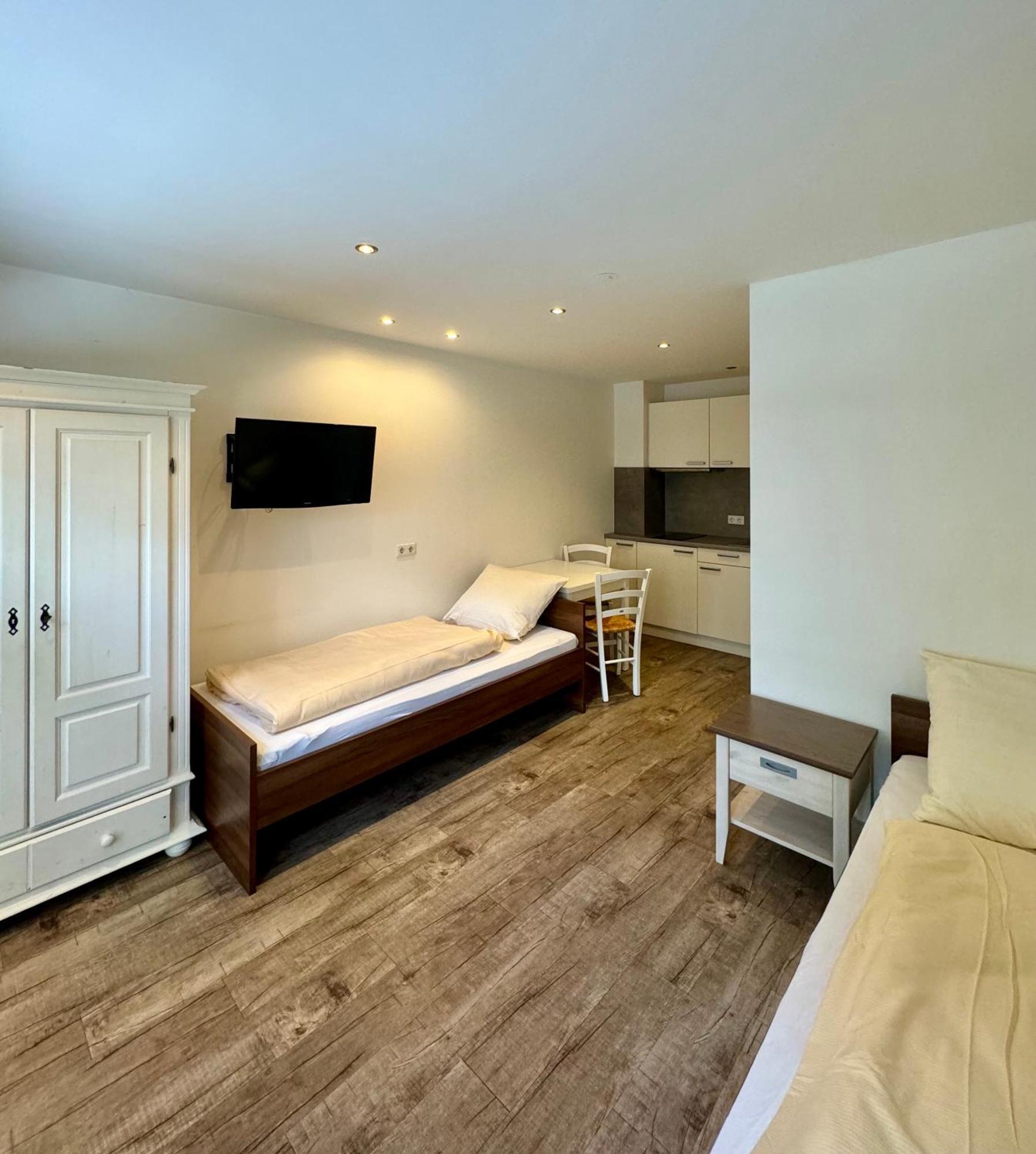 Skill Mountain Lodge - Ski Und Bike Hostel Im Sommer Mit Joker Card ซาลบาคฮินเทอร์เกลมม์ ภายนอก รูปภาพ
