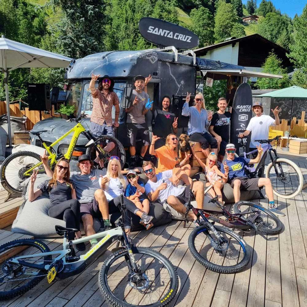 Skill Mountain Lodge - Ski Und Bike Hostel Im Sommer Mit Joker Card ซาลบาคฮินเทอร์เกลมม์ ภายนอก รูปภาพ